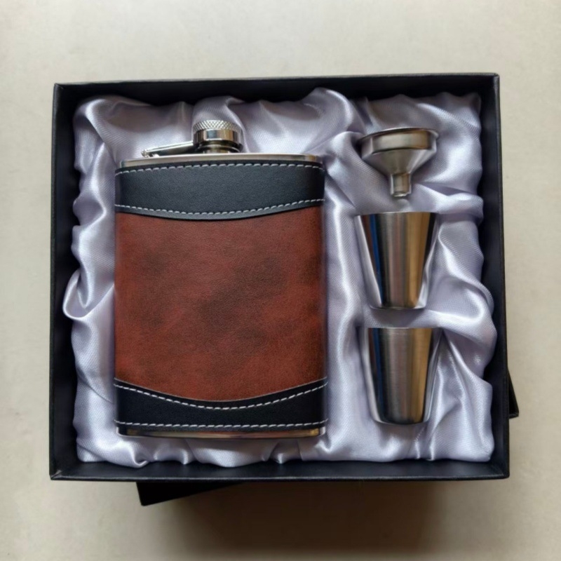 Set din oțel inoxidabil pentru vin, sticlă portabilă de 8 oz, stil retro, negru/argintiu/maro, sticluță mică