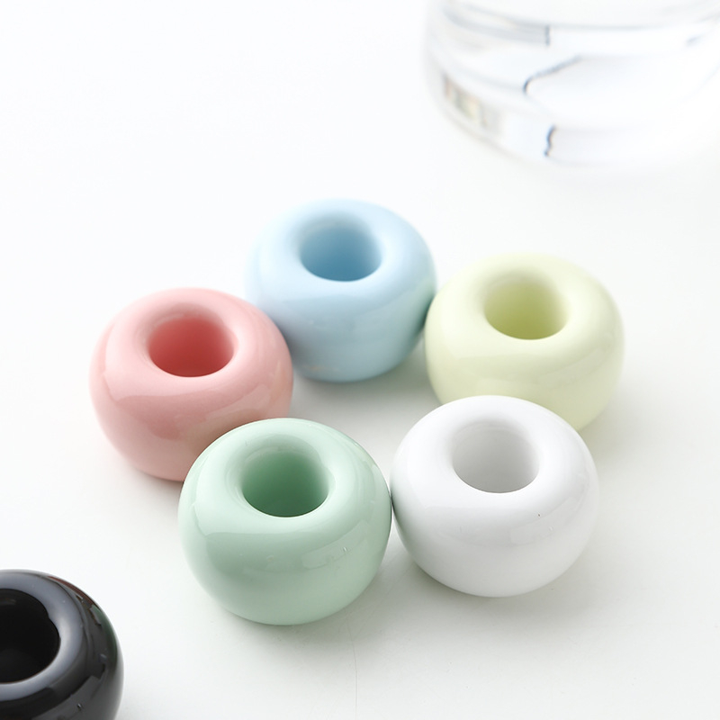 Suport ceramic pentru periuțe de dinți pentru cuplu - design colorat, modern, minimalist