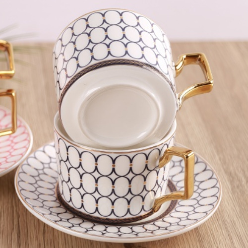 Set ceramic de cafea cu ceașcă și farfurioară, stil Nordic pastoral, design creativ minimalist, ceașcă cu pereți drepți pentru ceaiul de după-amiază, stil englezesc