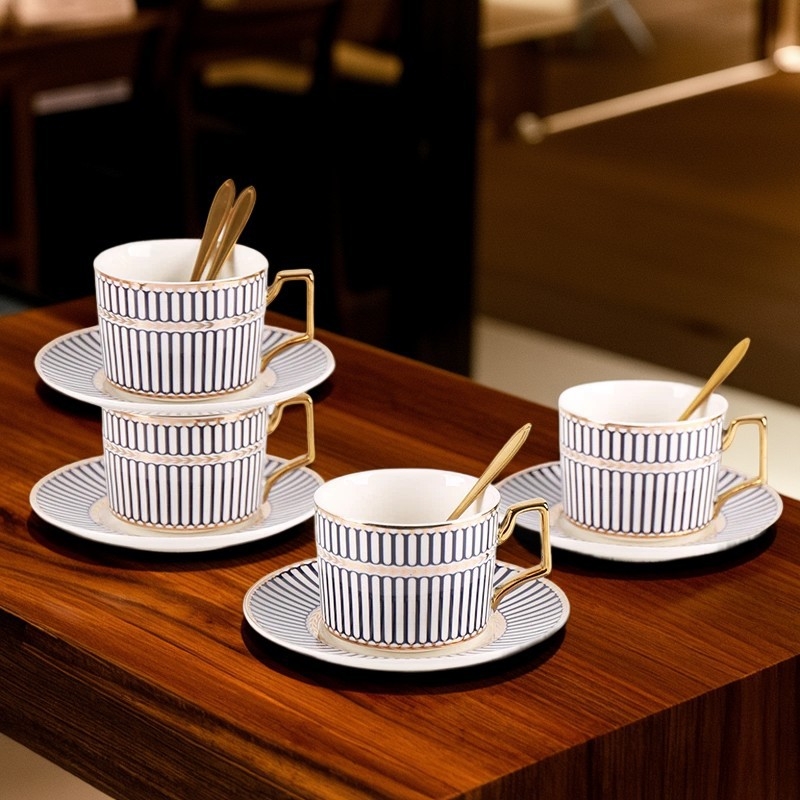 Set ceramic de cafea cu ceașcă și farfurioară, stil Nordic pastoral, design creativ minimalist, ceașcă cu pereți drepți pentru ceaiul de după-amiază, stil englezesc