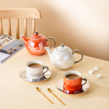 Ceașă de cafea din ceramică cu farfurie, în stil european retro-lux, însoțită de cafetieră – set de veselă pentru cappuccino și ceai de după-amiază, pentru hotel