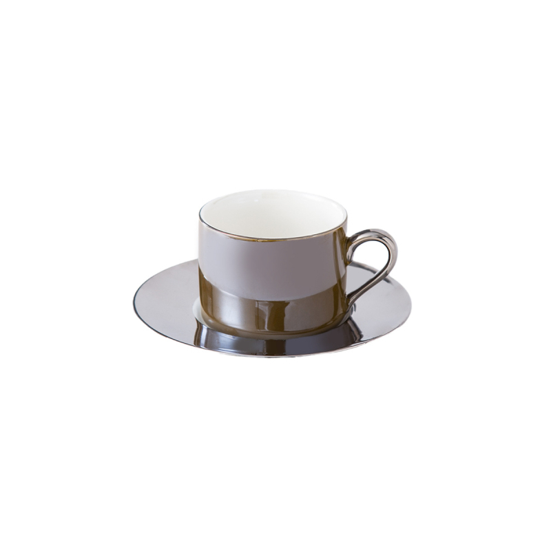 Ceașă de cafea din ceramică cu farfurie, în stil european retro-lux, însoțită de cafetieră – set de veselă pentru cappuccino și ceai de după-amiază, pentru hotel