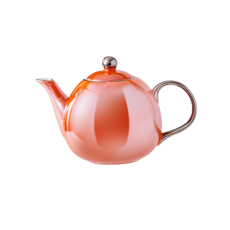 Ceașă de cafea din ceramică cu farfurie, în stil european retro-lux, însoțită de cafetieră – set de veselă pentru cappuccino și ceai de după-amiază, pentru hotel