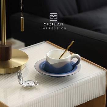 Set de căni pentru cafea și farfurioare pentru cuplu – ceramic, premium, cadou de nuntă într-o cutie cadou