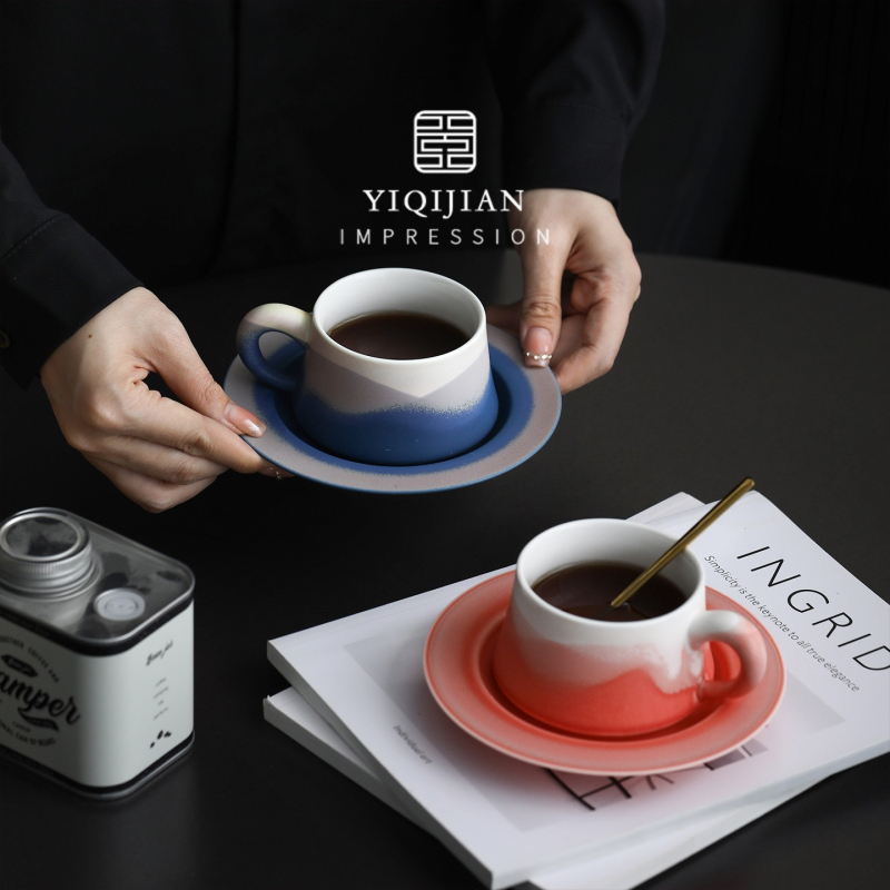 Set de căni pentru cafea și farfurioare pentru cuplu – ceramic, premium, cadou de nuntă într-o cutie cadou