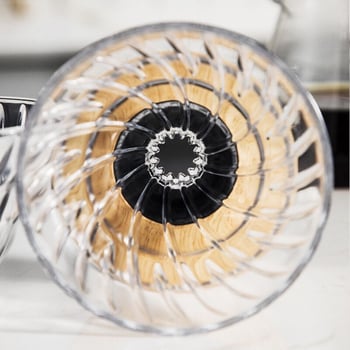 Set de cafea cu vas din sticlă borosilicat rezistent la temperaturi și filtru V60 din sticlă