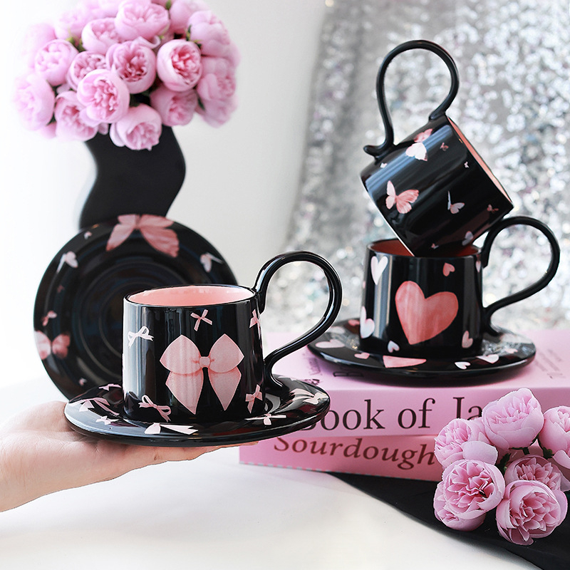 Set de cești de cafea ceramice cu farfurioară, model inimă, lucrat manual, stil modern minimalist