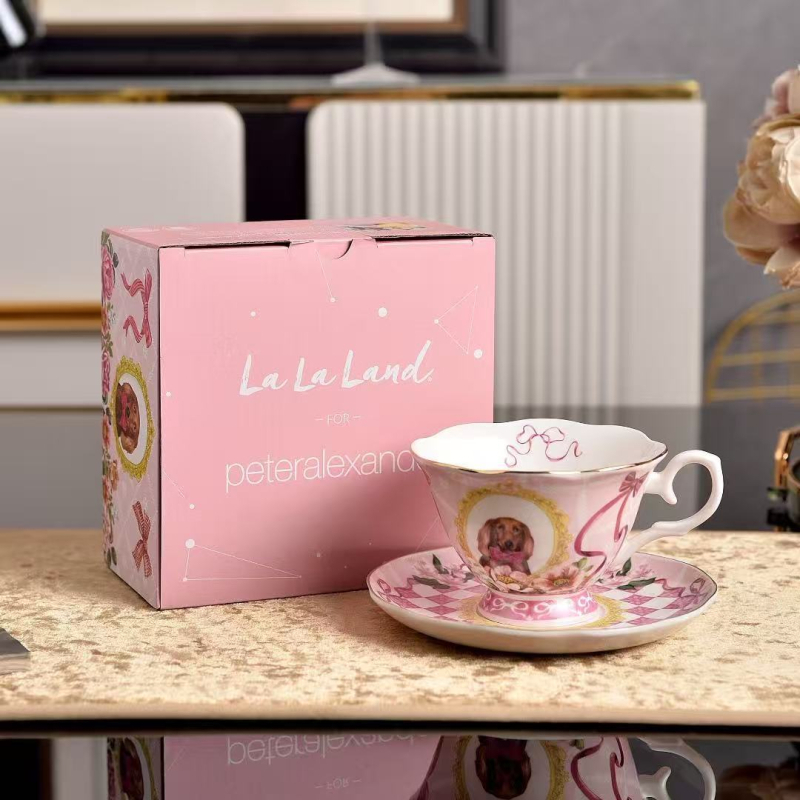 Set ceramic de cafea în stil european, cu ceainic și farfurioare, design drăguț și rafinat, stil pastoral, pentru mic dejun