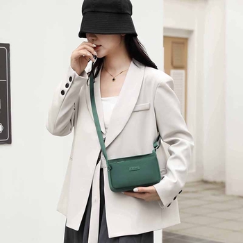 Ελαφριά αδιάβροχη τσάντα από νάιλον, κομψή crossbody για καθημερινή χρήση, γυναικεία τσάντα ώμου με θήκη για κινητό