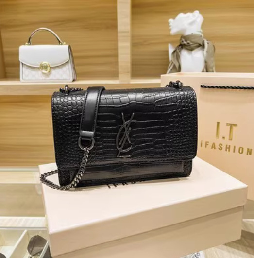 Ženska torbica od prave kože, mala kvadratnog oblika, 2026 proljeće-ljeto, lagani luksuz, s ramom i crossbody