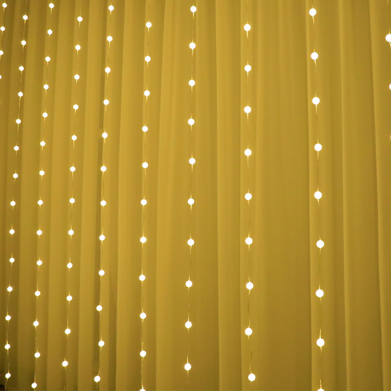 Şir LED pentru perdea de Crăciun, cu bile şi stele, decor pentru fereastră