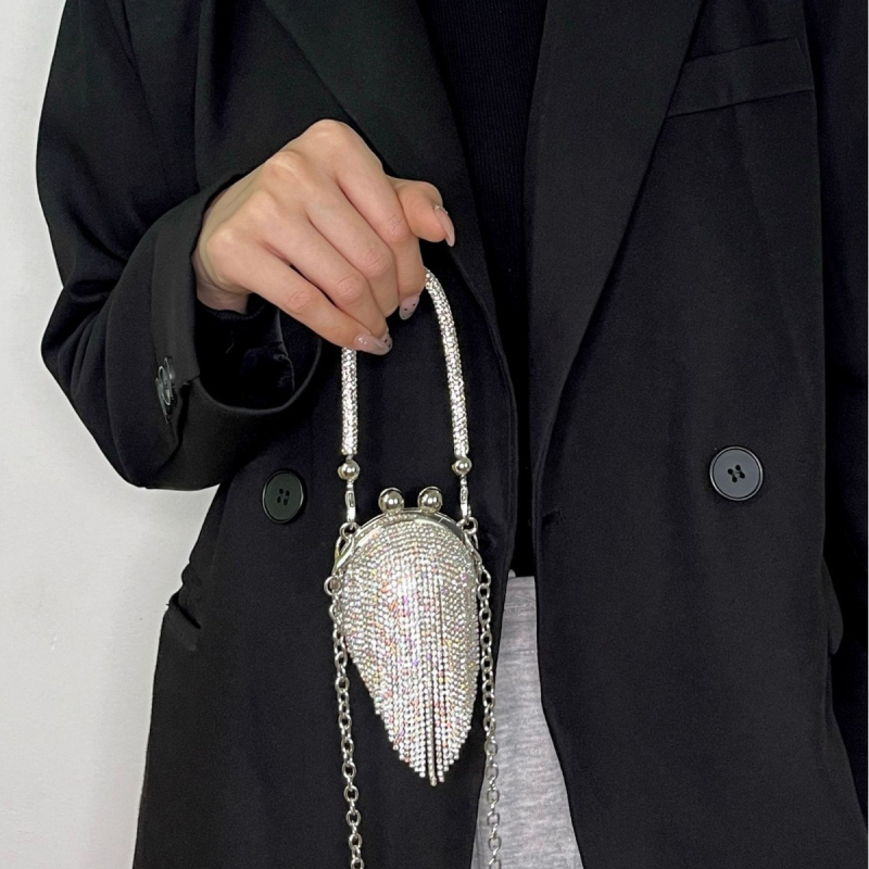 Ženska clutch torba s kristalima, okrugla metalna torba s tasselom, s kaišem za nošenje preko tijela, gradski stil