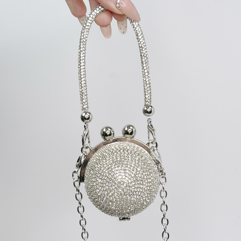 Ženska clutch torba s kristalima, okrugla metalna torba s tasselom, s kaišem za nošenje preko tijela, gradski stil