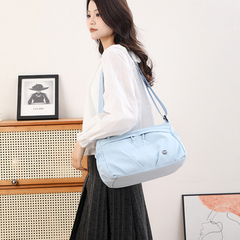 Ženska crossbody torba velikog kapaciteta, novi model 2026, svestrana svakodnevna torba za rame, jednostavna i stilna
