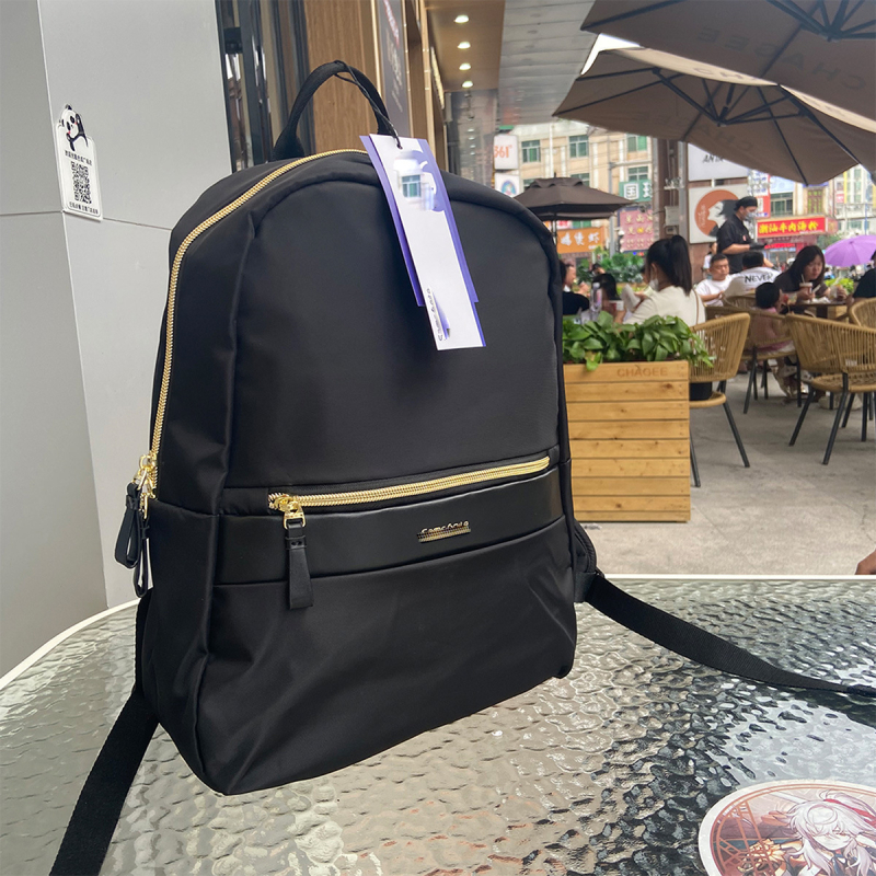 Newbie S casual ruksak, velik kapacitet i pretinac za prijenosno računalo