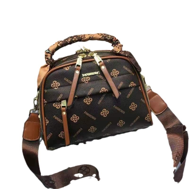 Ženska PVC torba, crossbody/na rame, srednje veličine, ovalnog oblika, gradski stil, velika kapaciteta, unutarnja džep, zatvarač, svakodnevna upotreba, dvostruke naramenice.
