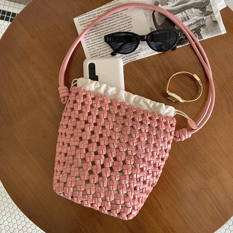 Ženska bucket torbica od prve klase kože s rastlinskim premazom, ručno tkana, za ramena ili crossbody
