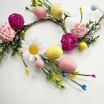 Ghirlandă de ouă de Paște pentru decor de scenă — ouă vopsite din plastic, 25 cm