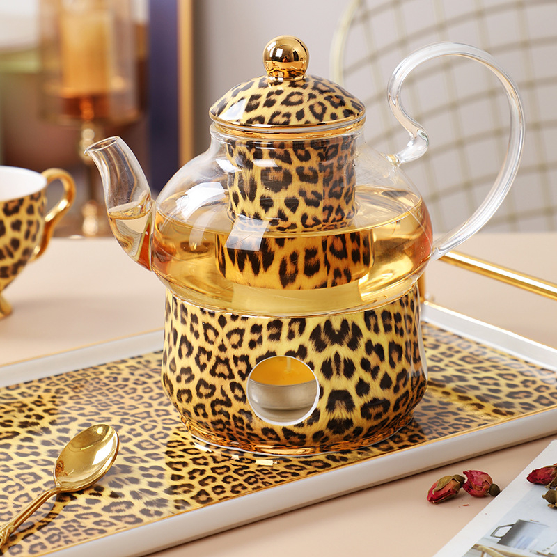 Set cafea din porțelan de oase cu imprimeu leopard: cană cu farfurie, ceainic, linguriță, zaharniță, cană de lapte, farfurie, suport de masă, cuțit, furculiță, cenușar