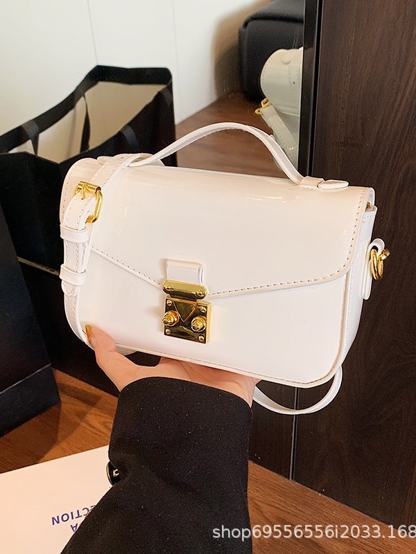 Prekogranična sjajna mini kvadratna torbica, ručna i preko ramena, jednostavan lagan luksuz retro crossbody