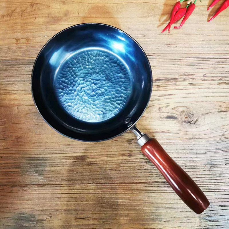 Tigaie din fontă cu bază plată, pentru ouă, dumplings, friptură și clătite; fără strat, antiaderent, mini tigănie.