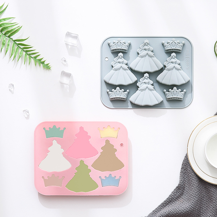 Set de 8 forme din silicon, în formă de rochie și coroană de prințesă, pentru coacere, ciocolată, cuburi de gheață și rășină
