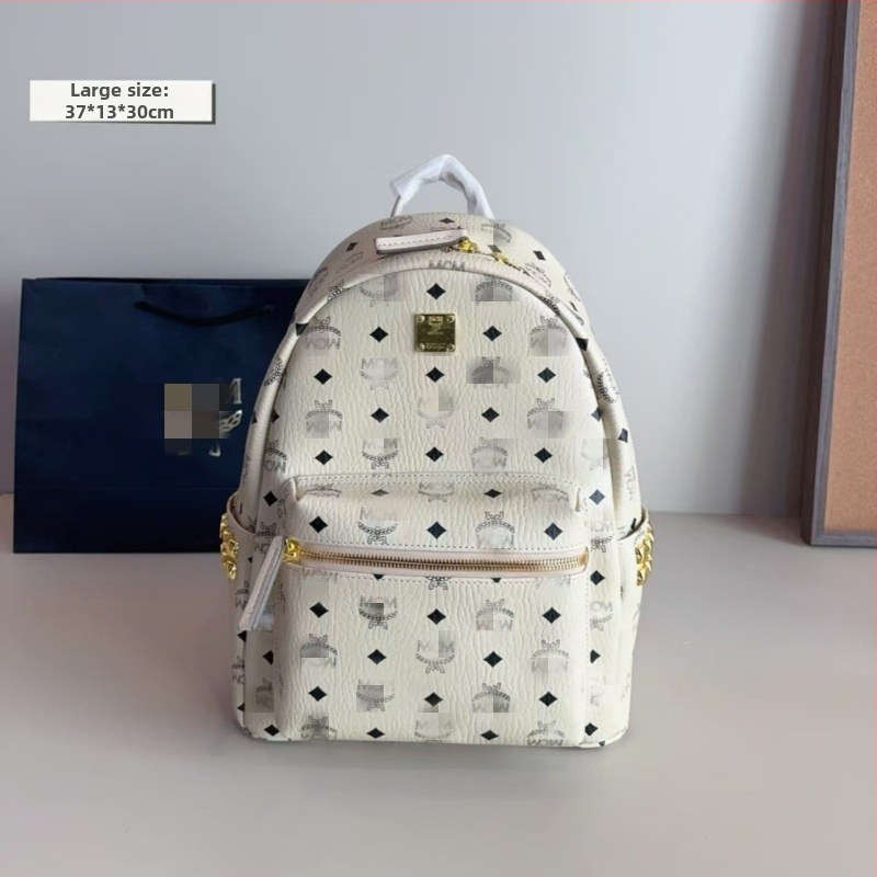 Unisex ruksak M's Stark Visetod s metalnim zakovicama i all-over printom za svakodnevnu upotrebu i putovanja