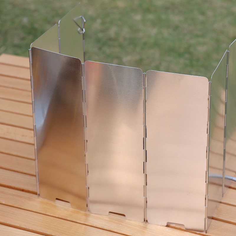 Paravan anti-vânt din aluminiu pentru camping, cu încuietoare – ultra-ușor, portabil și pliabil.