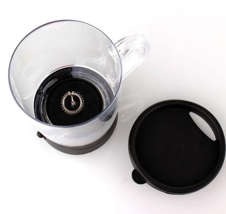 Spumător de lapte electric – portabil, cu baterie, pentru cafea