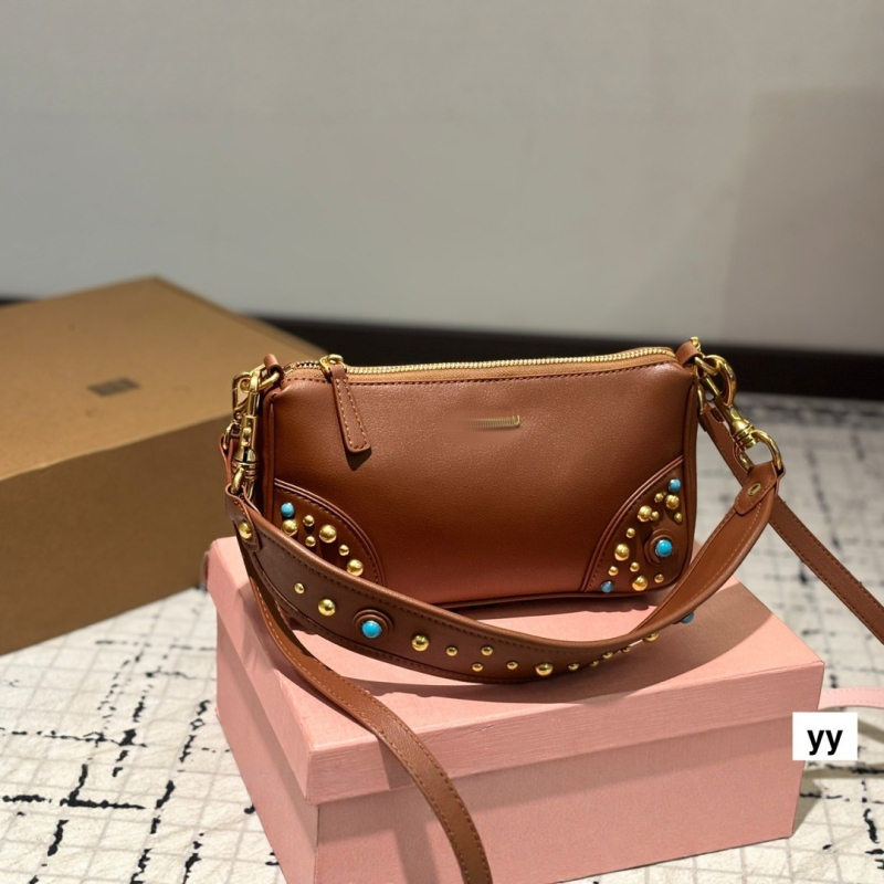 Torba s nitima, retro casual stil, mat površina, blok boja, oblik polumjeseca, preko ramena, model G175