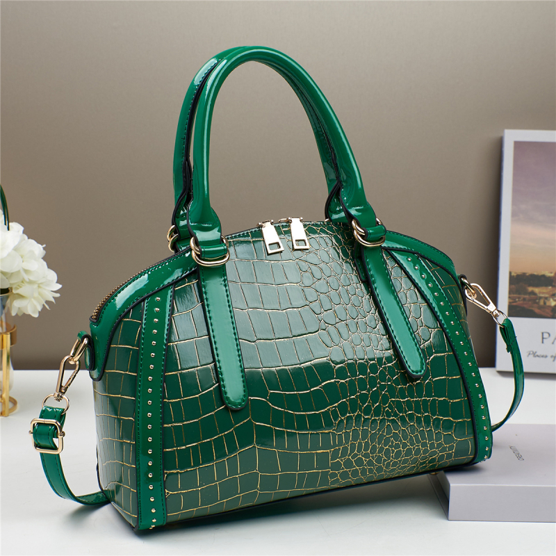 Ženska torba Boston, ljeto 2025, velika kapaciteta, crossbody i torba za rame