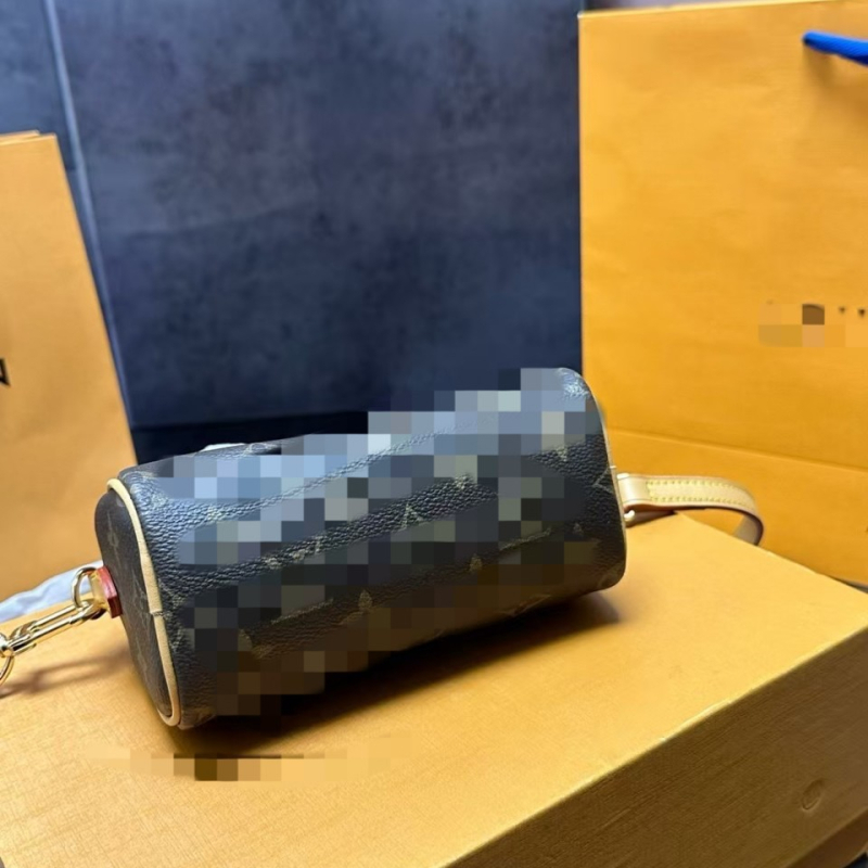 Ženska mini torbica u obliku jastuka, trend monogram torba preko ramena i crossbody, PVC za svakodnevnu upotrebu