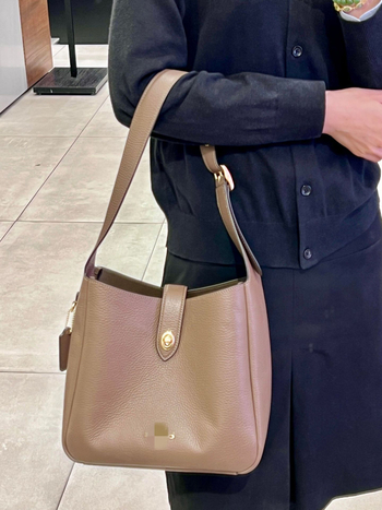 Koujia Hadley bucket bag 2025 – Veličine bucket torba za svakodnevnu upotrebu, za ramenu ili crossbody, ženska torba u poklon kutiji