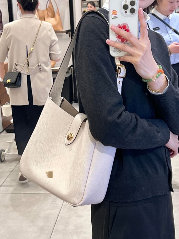 Koujia Hadley bucket bag 2025 – Veličine bucket torba za svakodnevnu upotrebu, za ramenu ili crossbody, ženska torba u poklon kutiji