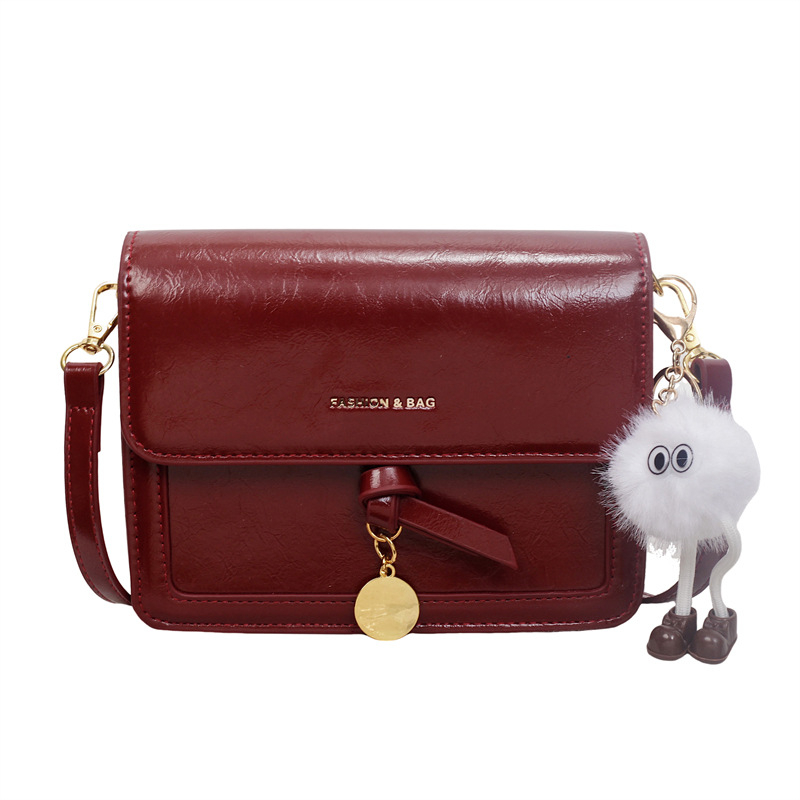 2025 nova ženska crossbody torba – kompaktna kvadratna torba s retro teksturom