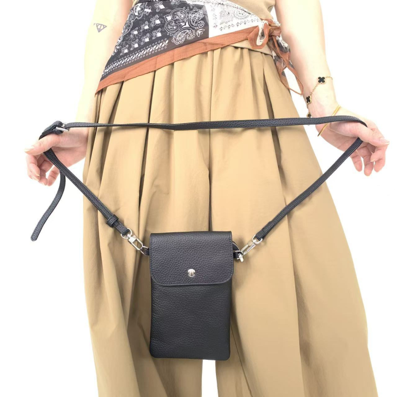 Ženska mini kožna crossbody torba s džepom za novčiće i telefon