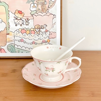 Set ceramic de căni pentru cafea, în stil european, design rafinat, pentru uz casnic.