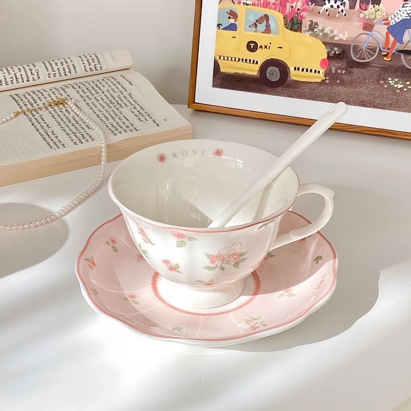 Set ceramic de căni pentru cafea, în stil european, design rafinat, pentru uz casnic.