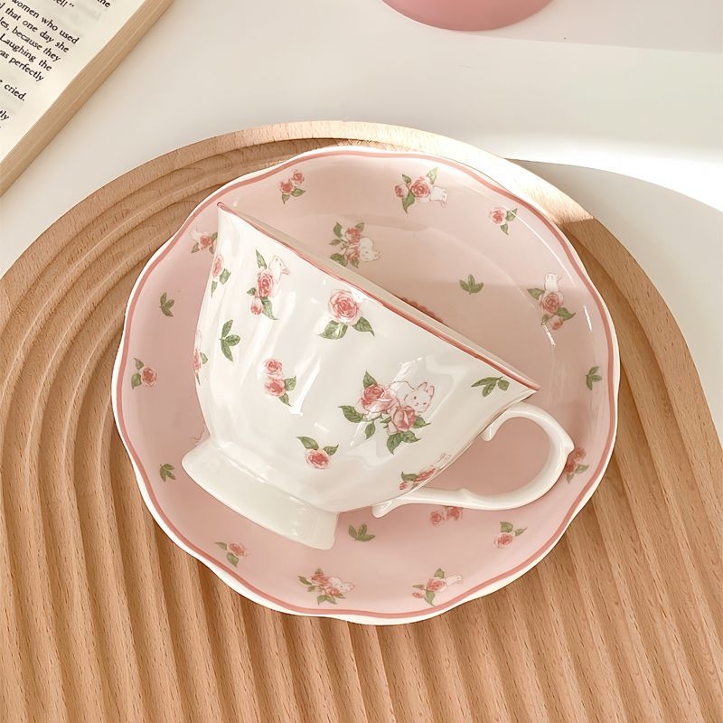 Set ceramic de căni pentru cafea, în stil european, design rafinat, pentru uz casnic.