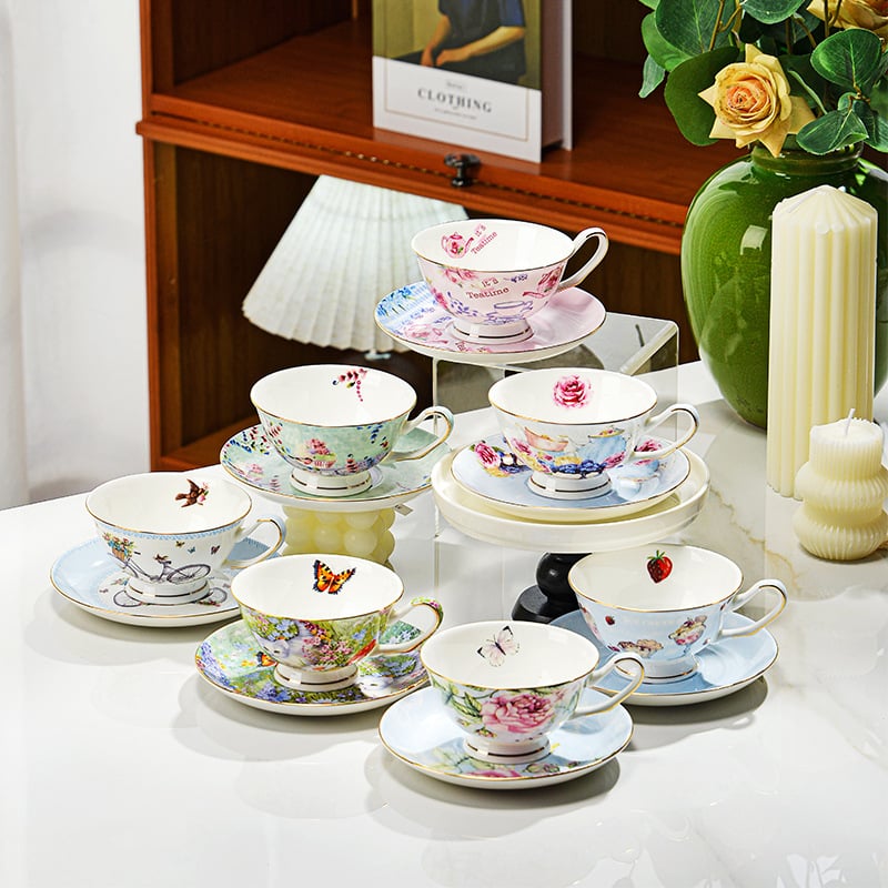 Set de cești de cafea din porțelan de os cu margine auriu, stil european, farfurioare, căni înalte pentru ceaiul de după-amiază, model floral