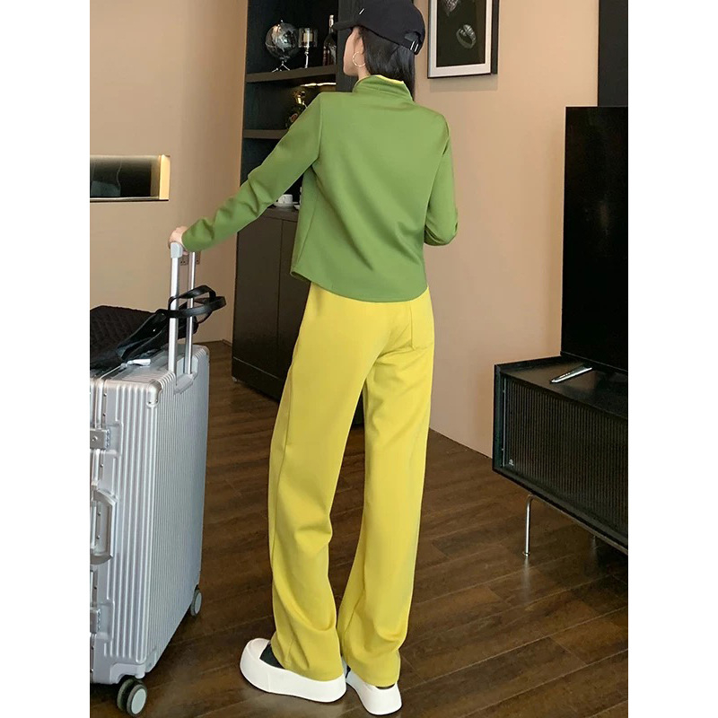 Дамски спортен комплект от две части за пролет и есен 2026 г., модерен суитшърт и панталони с широки крачоли