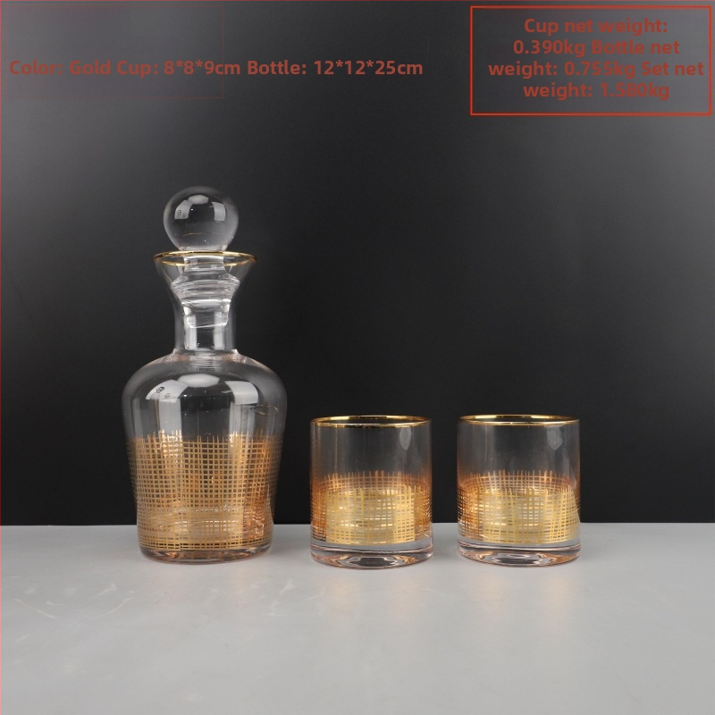 Decantor din sticlă pentru apă rece, în stil modern de lux – piesă decorativă pentru living.