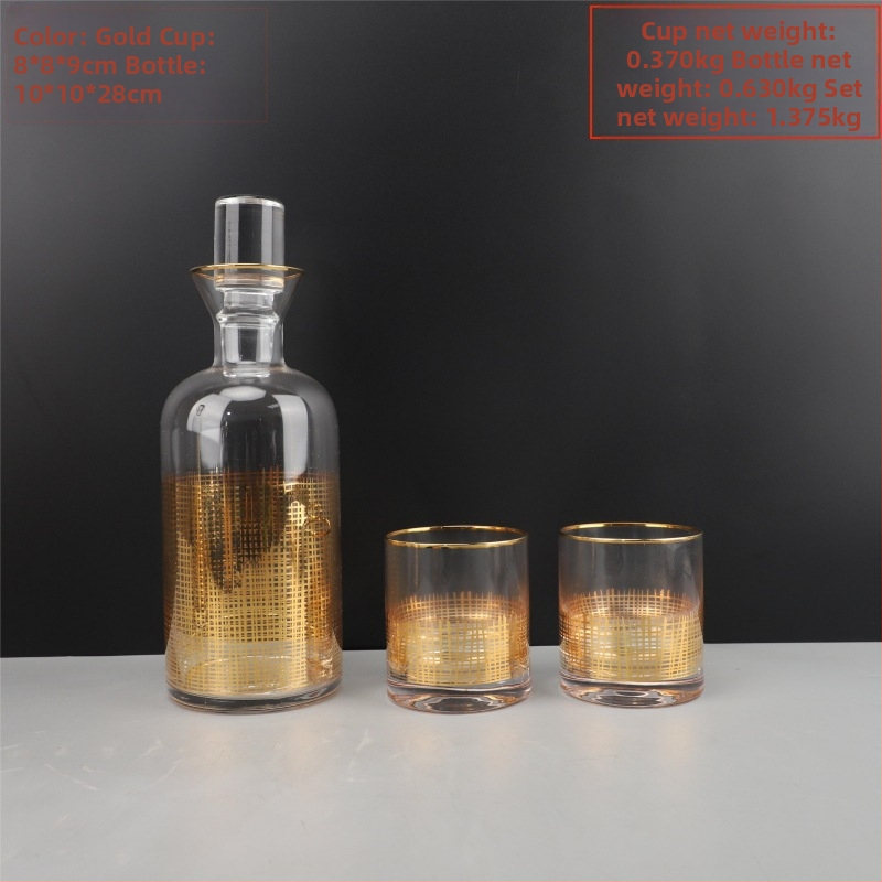 Decantor din sticlă pentru apă rece, în stil modern de lux – piesă decorativă pentru living.