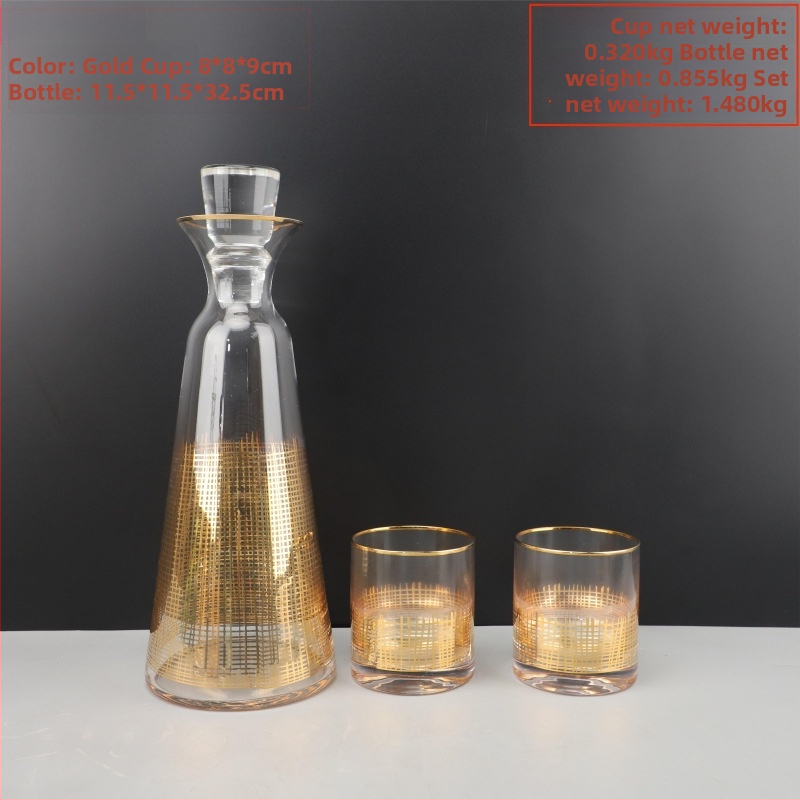 Decantor din sticlă pentru apă rece, în stil modern de lux – piesă decorativă pentru living.