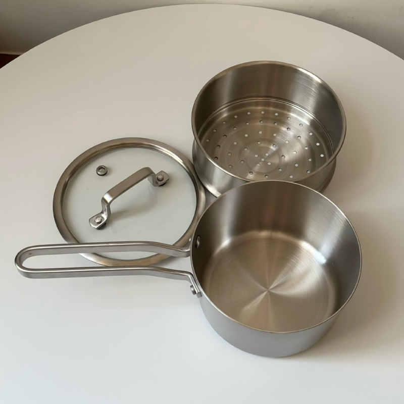 Oală mică din oțel inoxidabil 304, netencuită, cu design nervurat, pentru alimentația bebelușilor și tăițeilor instant, însoțită de lingură