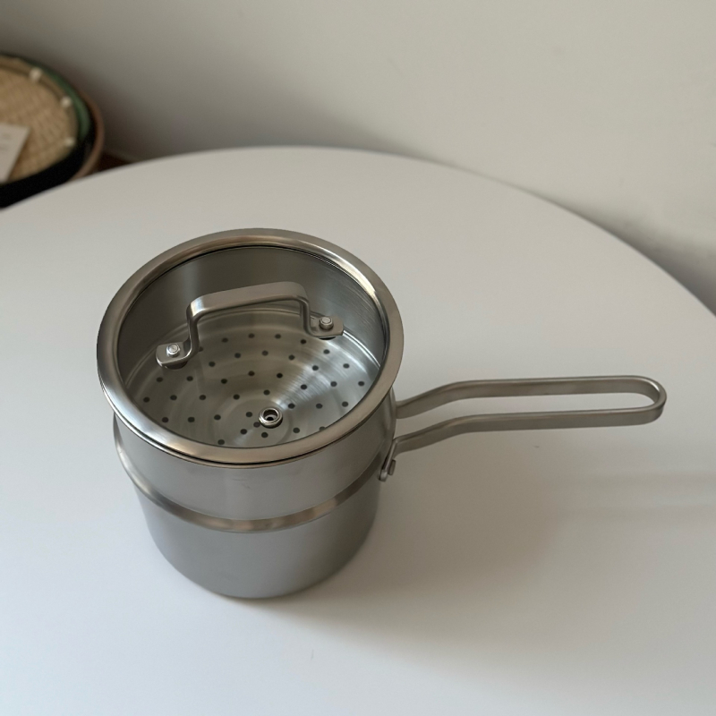 Oală mică din oțel inoxidabil 304, netencuită, cu design nervurat, pentru alimentația bebelușilor și tăițeilor instant, însoțită de lingură