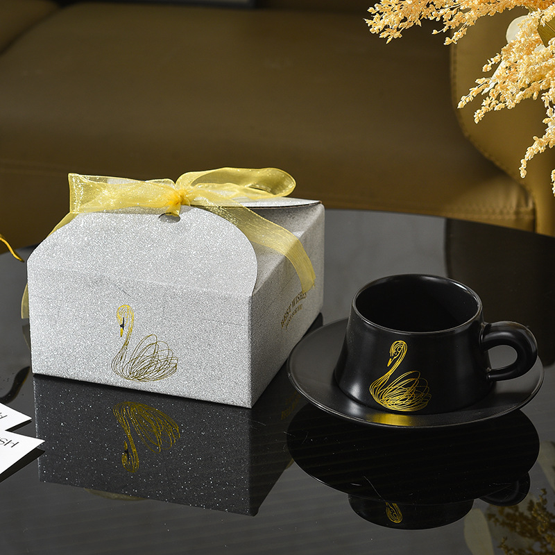 Ceașcă ceramică de cafea cu farfuriu și linguriță, set de ceai în cutie cadou elegantă, pentru cupluri
