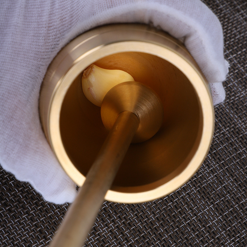 Set din cupru pur pentru mortar de medicamente și unealtă de tampare din alamă — medicină chineză tradițională, zdrobitor de usturoi și ceașcă de cupru
