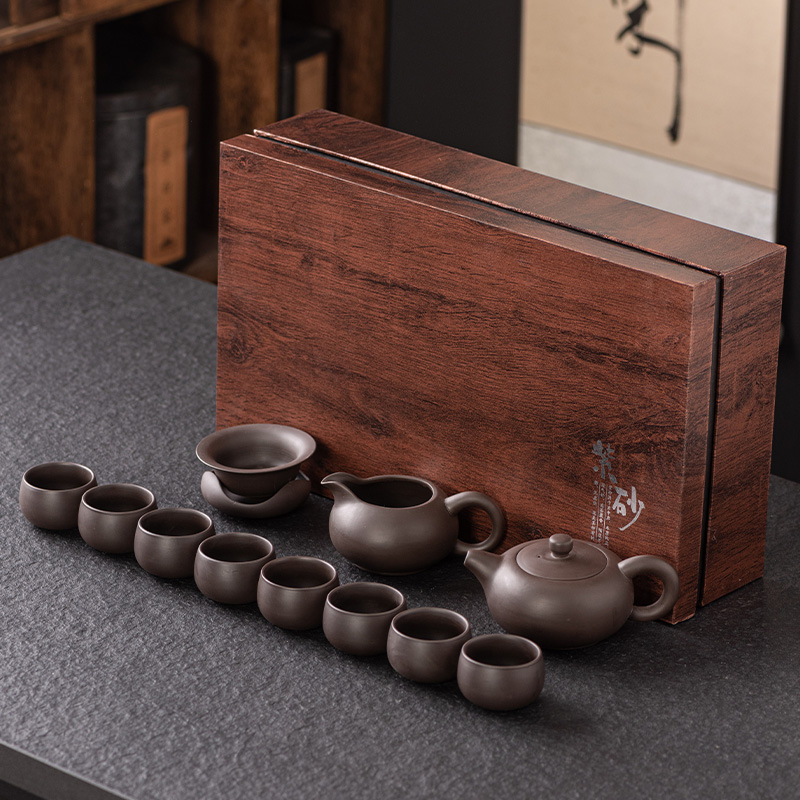 Set ceai Kung Fu din lut mov în cutie cadou – ceainic ceramic și cești pentru ceremonie, calitate de top, personalizabil, cadou de afaceri