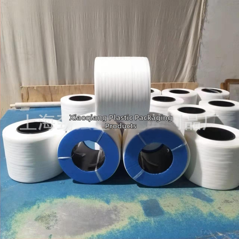 Bandă de ambalare PP antistatice, neagră, lățime 8 mm, grosime 0,4 mm, rezistență la tracțiune 85 kg, model 0804